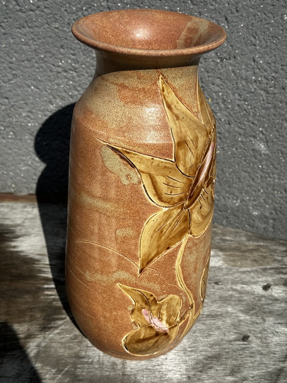 Image 1 of Vaso Vintage céramique années 60 décor floral - signé Vallauris H 20 cm