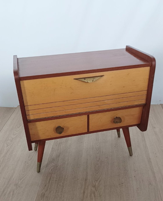 Charming Fifties Hall Cabinet – DKS kleinmoebel, Nightstands, Wood, Brass (photo 2 of 8)