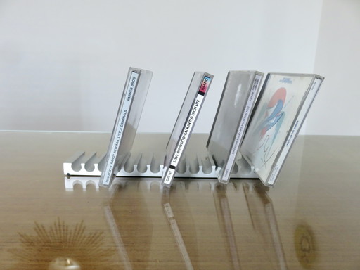 Michael Santella, designer pour "dibis" support pour disques compacts, 1992, Canada