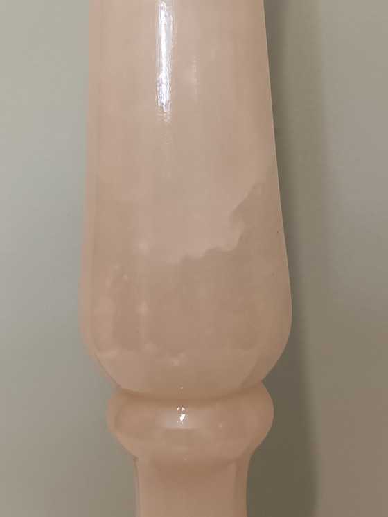 Image 1 of Pied de lampe en albâtre