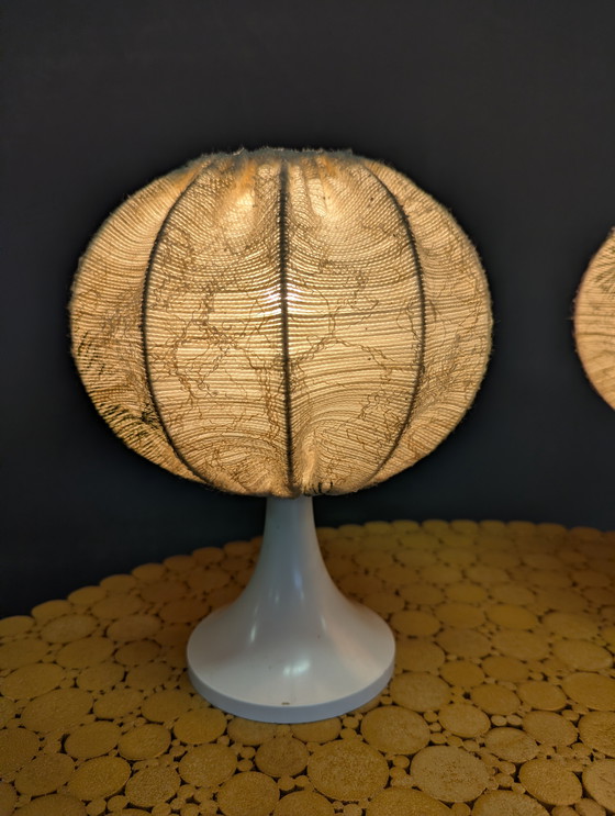 Image 1 of Set 2 vintage nachtlampjes wol/ kunststof