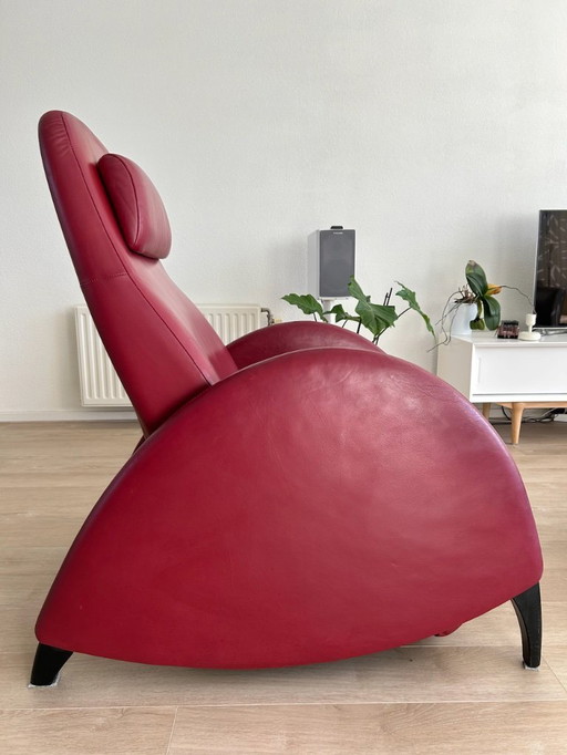 Sillón relax de piel de diseño Scudo de Young International