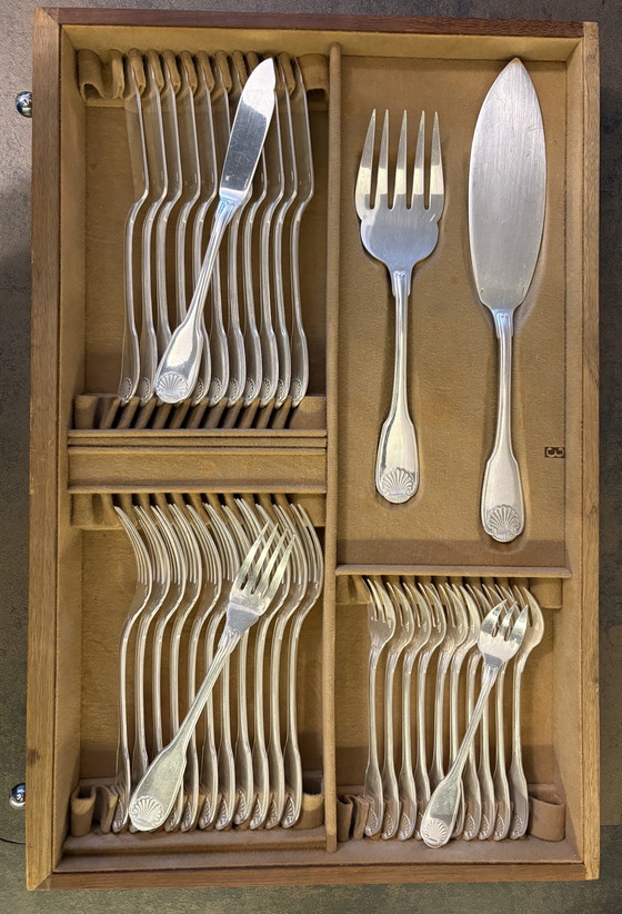 Image 1 of Prestigieux Service Christofle Vendôme "Honnorat Marseille" - 146 Pièces avec Cabinet d'Origine