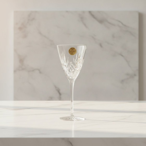 Image 1 of Elegante set di 4 calici da vino in cristallo Cristal d'Arques William con un motivo scintillante a taglio di diamante.