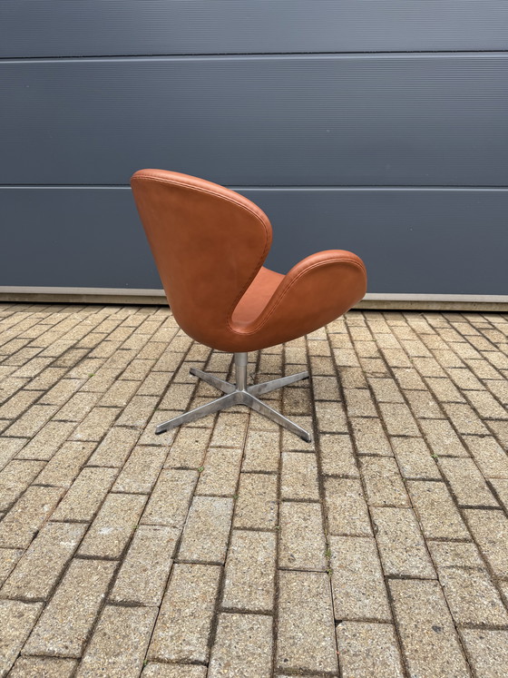 Image 1 of Silla Swan de Fritz Hansen, cuero color coñac, ¡¡en perfecto estado!!