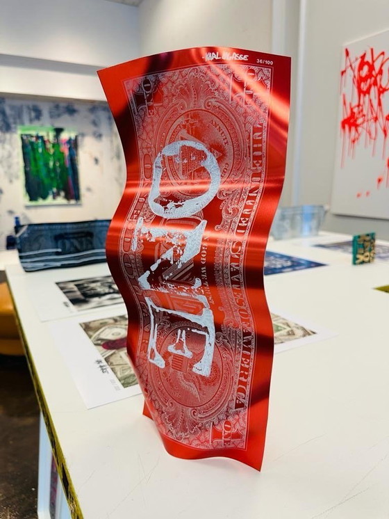 Image 1 of Karl LAGASSE - One Dollar Rosso Bianco - Sculpture d'artiste