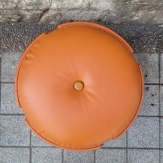 Image 1 of Puff naranja, serie Dilly Dally, Luigi Massoni para Poltrona Frau, 70’s - Italia