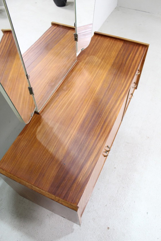 Image 1 of Coiffeuse vintage avec miroir amovible