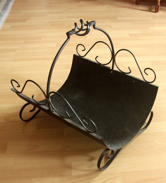 Image 1 of Panier à bûches en fer forgé fait main - Vintage