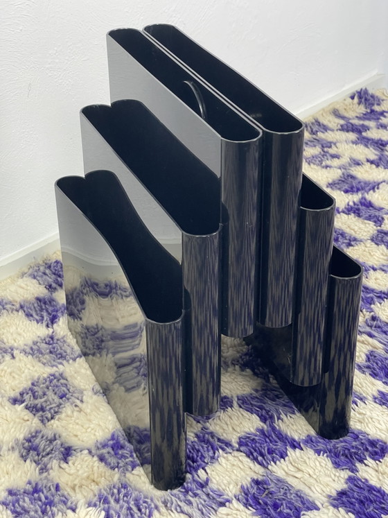 Kartell Magazine Rack, Model 4675, Vintage Six-Compartment Newspaper Rack by Giotto Stoppino, Space Age (photo 2 of 5)