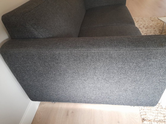 Image 1 of Artifort 2-zitsbank Mare stof/kleur Amdal/Antraciet