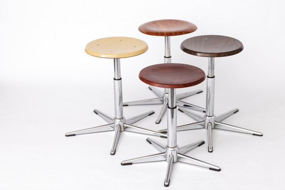 Image 1 of Set of 4 Vintage Industrial Stools 1970s, Chrome Adjustable Stools with Pagholz Seats, Mid Century Stools
