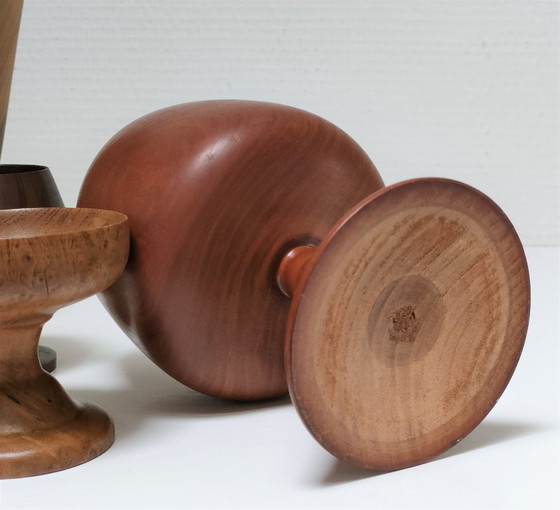 Image 1 of cinque bicchieri vintage in legno tornito