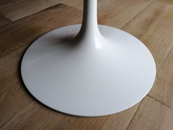 Image 1 of Knoll Saarinen Tulip dining table
