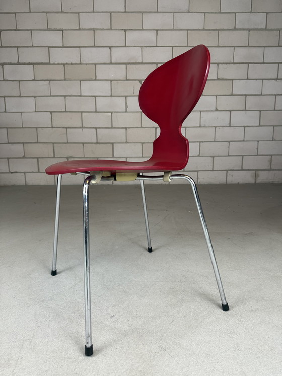 Image 1 of 4x Fritz Hansen Ant chair red (several in stock)