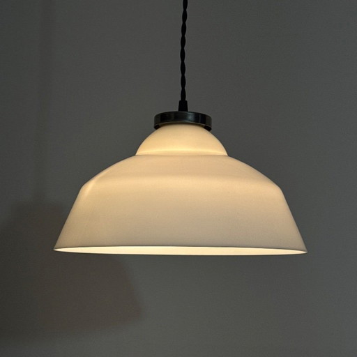 ANCIENNE SUSPENSION EN OPALINE 30 CM VINTAGE