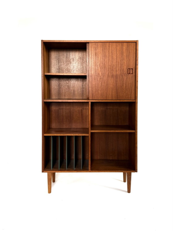 Vintage Danish Teak LP Cabinet '60s – High Boards, Wood (photo 3 of 10)