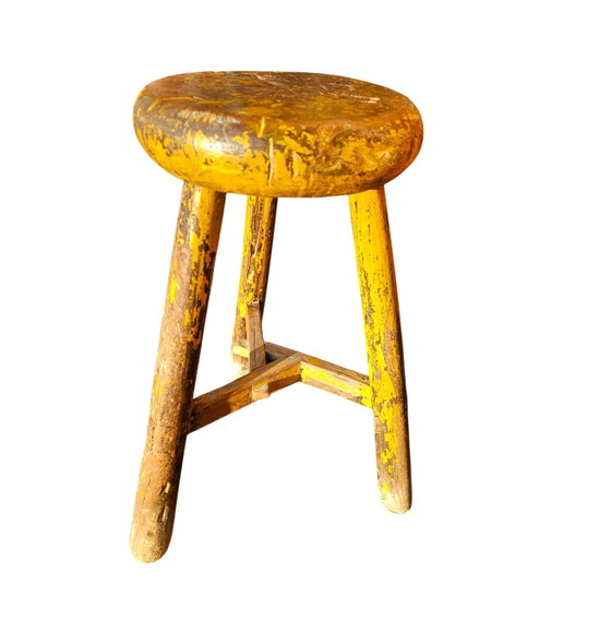 Primitieve houten driepoot kruk / hoogte 52 cm – Krukjes (photo 23 of 23)