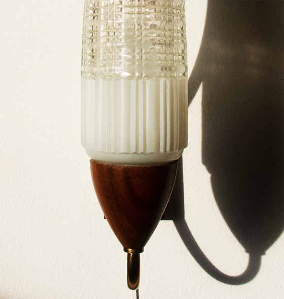 Image 1 of 4 lampade da parete vintage anni '60, design scandinavo