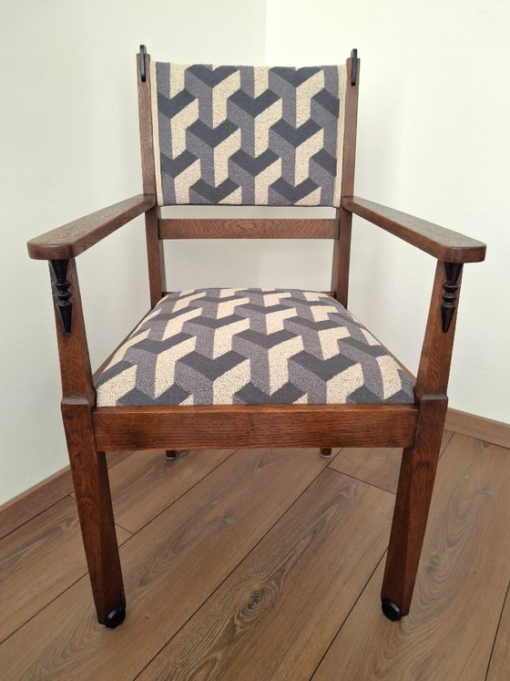 Image 1 of Ensemble de chaises de salle à manger de l'école d'Amsterdam