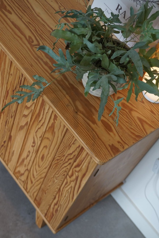 Image 1 of Side board Göran Malmvall voor Svensk Fur 