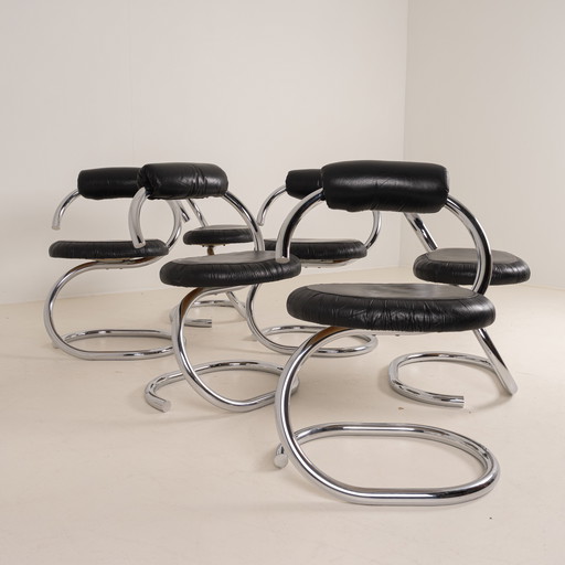 Juego de 6 sillas de comedor “Cobra” de Giotto Stoppino.
