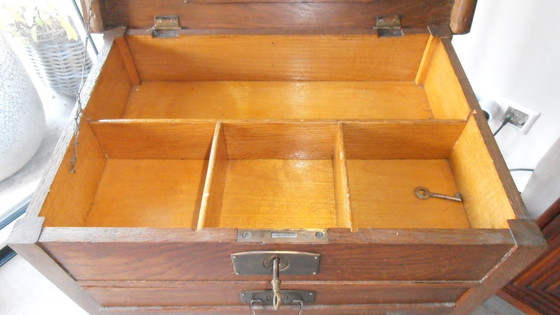 Image 1 of Dressing table - Sidetable with faceted mirror & drawer, 4 compartments