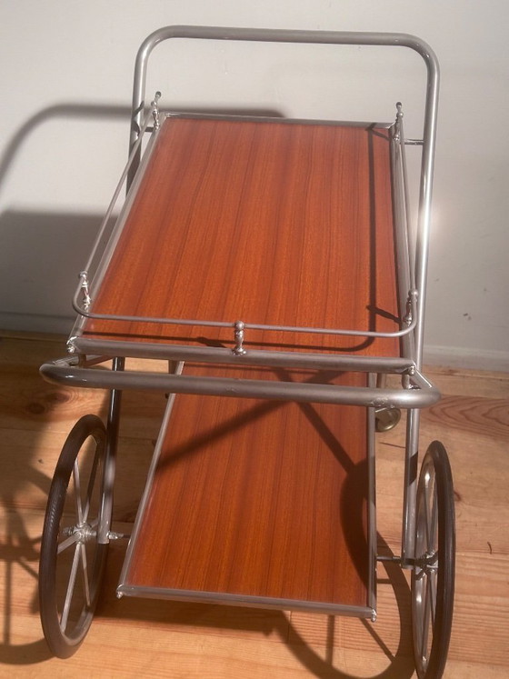 Image 1 of Carrello di servizio vintage di metà secolo
