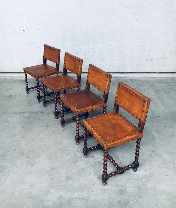 Image 1 of Englische Cromwell-Stühle aus hellbraunem Leder und Eiche, frühes 20. Jahrhundert
