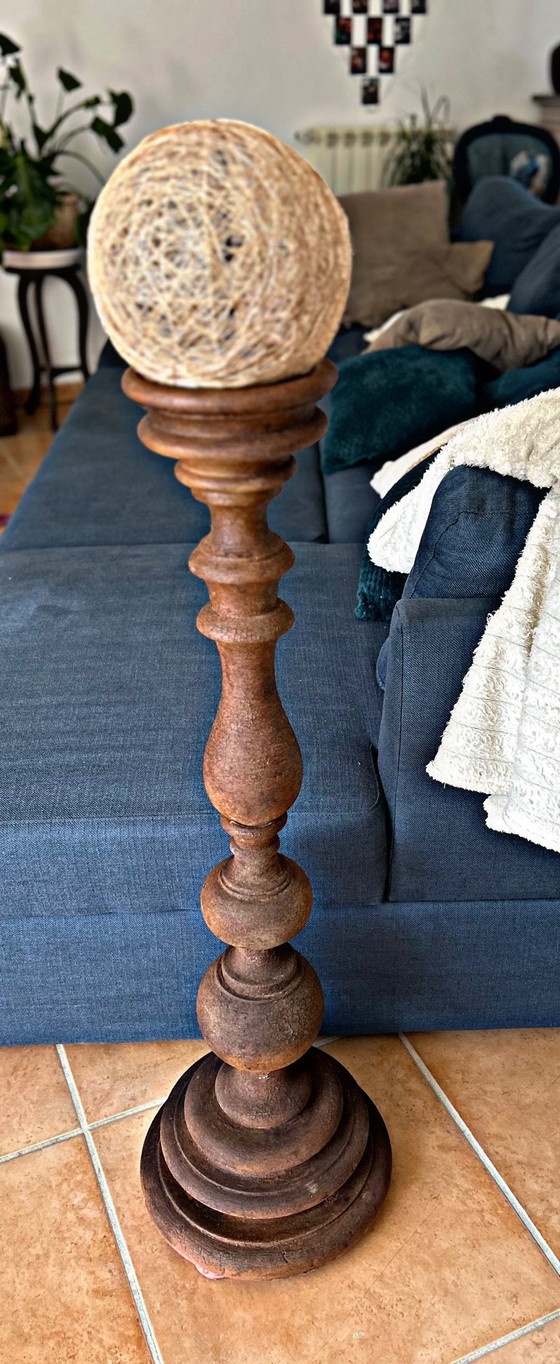 Großer, handpatinierter Kerzenständer aus Holz – 100 cm – Unikat – Kerzenhalter, Wood (photo 10 of 12)
