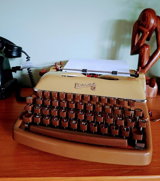Rheinmetall KST vintage typewriter GDR +/- 1960