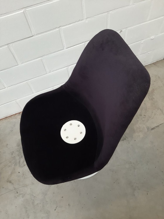Image 1 of Vintage tulip chair by Eero Saarinen for Knoll 1960s