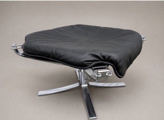 Image 1 of Vintage Falcon loungestoel en voetenbank, Sigurd Resell, chroom