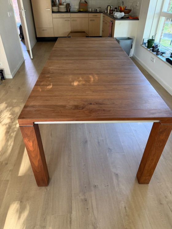 Mesa de comedor Leolux de nogal, 100-240 cm. – Mesas de comedor, Wood (photo 5 of 5)