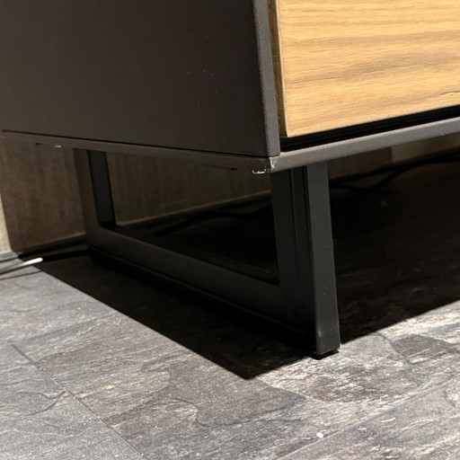 Verdo – Schwarzeiche – INHOUSE, tv meubelen, Wood (photo 2 of 3)