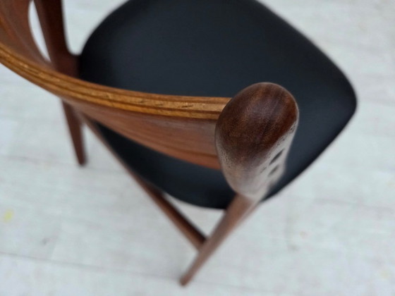 Image 1 of Anni '60, set di 4 sedie da pranzo danesi rivestite, design di Erik Buck, modello 310.