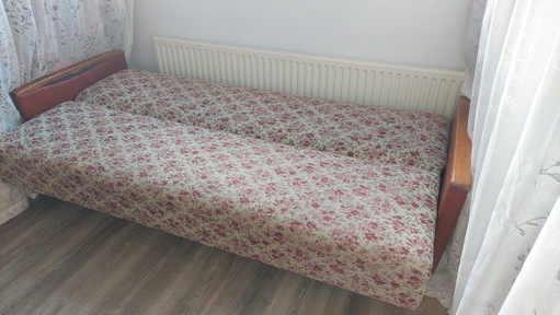 Mid-Century Sofa bed – slaapbanken, Textile, Wood (photo 2 of 6)