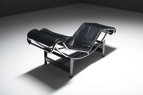 Image 1 of LC4 Black Leather Lounge Chair by Le Corbusier, Jeanneret, Perriand for Cassina