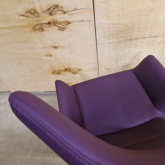 Image 1 of Poltrona girevole Flexi Lounge Purple Poltrona di design in stile anni '70