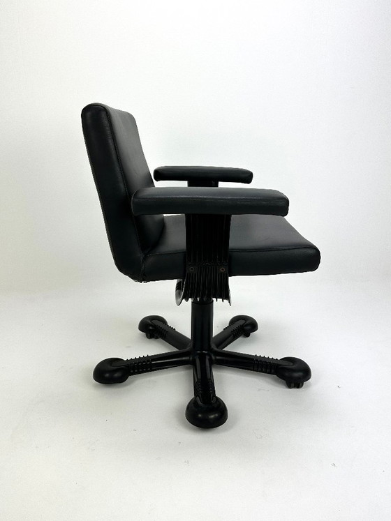 Image 1 of Molteni Mix design chair