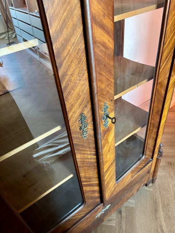 Image 1 of Vetrinetta antica in legno - Design classico europeo