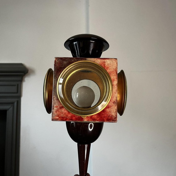 Oiseau Vloerlamp in gelakt rood geitenperkament van Aldo Tura, Italië, jaren 50 – Vloerlampen, Wood, Design (photo 16 of 19)