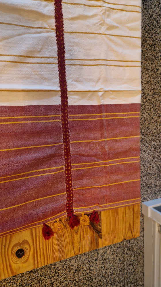 Image 1 of Handgewebte tibetische Tischdecke