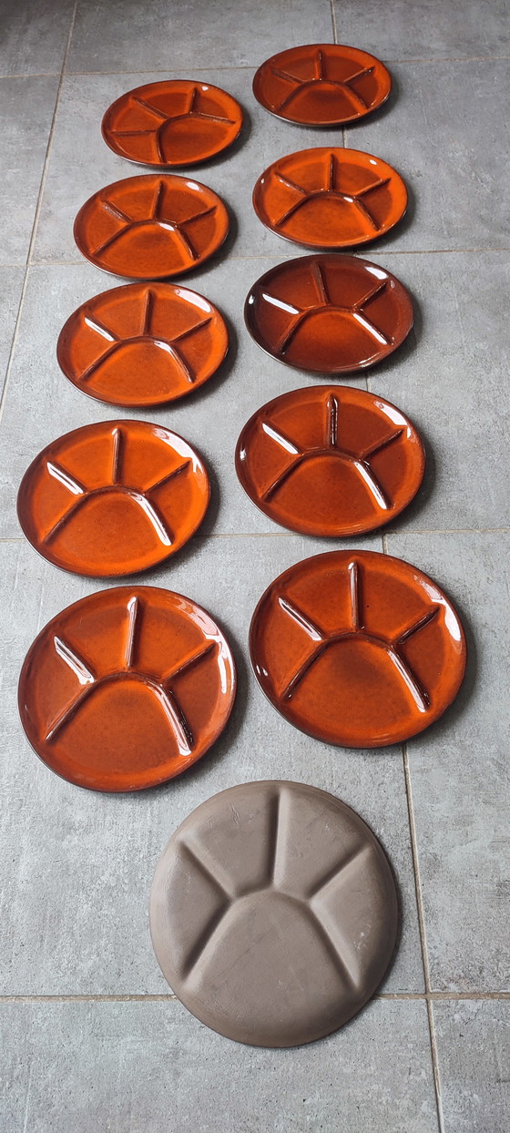 Image 1 of Assiettes céramique à compartiments (x11) vintage -Vallauris