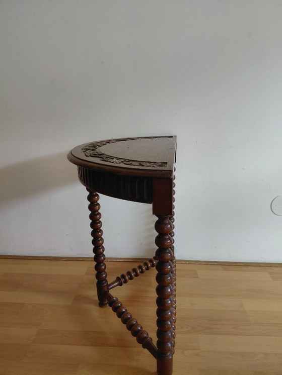 Image 1 of Table demi-lune hollandaise du XIXe siècle.