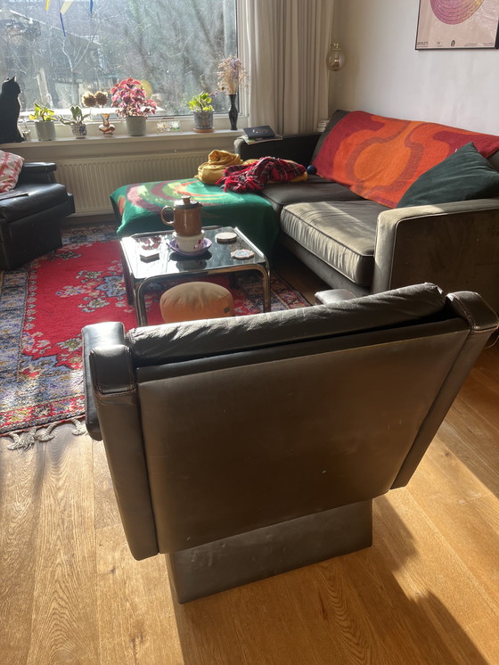 Image 1 of Poltrone da salotto in pelle marrone in stile metà secolo moderno (coppia)