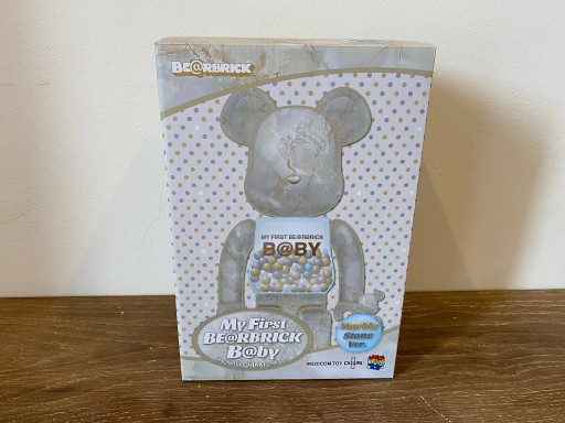 Bearbrick My First Baby by CHIAKI Marble version 400% + 100% MEDICOM toys 2023