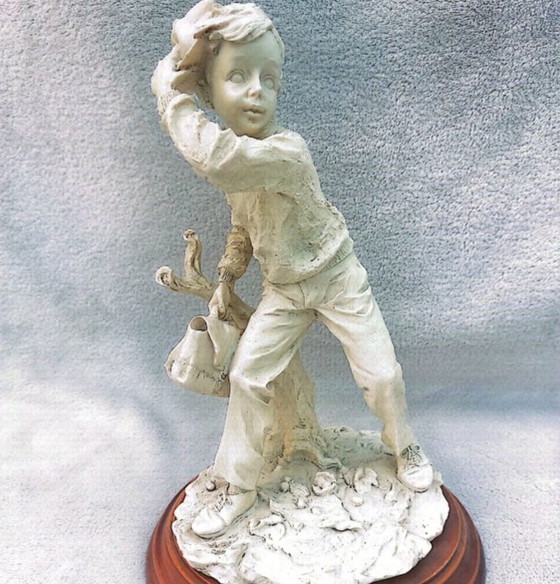 Ensemble de 3 statues de Capodimonte, vintage, en bon état – Sculptures, Porcelain, Wood (photo 5 of 8)