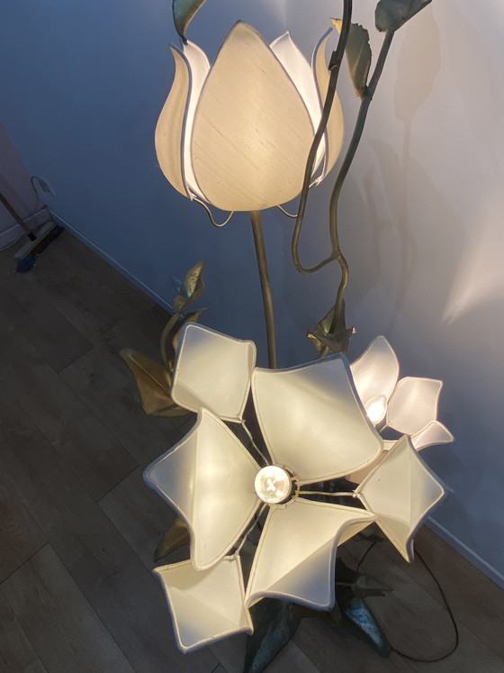 Lampadaire Fleurs De Lotus – Metal (photo 7 of 13)