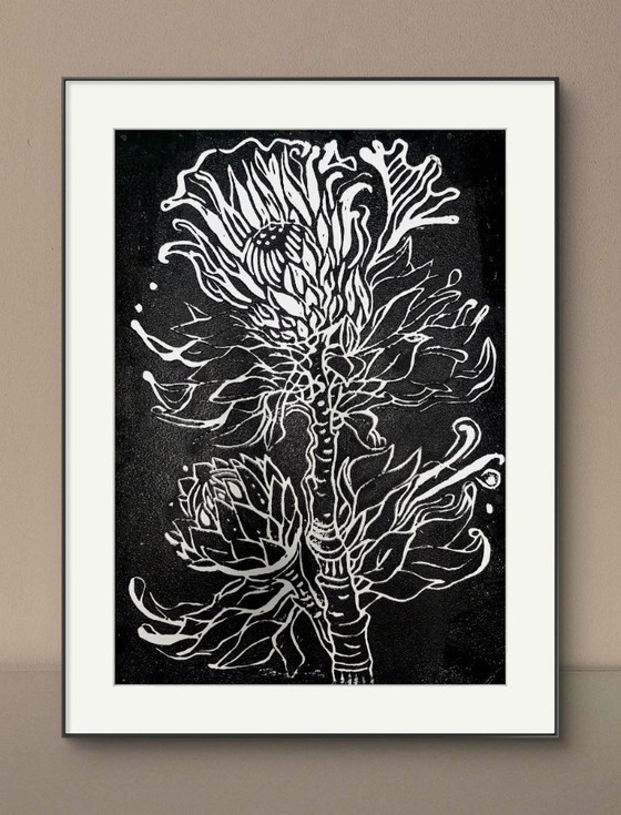 Image 1 of  Protea, Linogravure - A3 Encre noire sur papier blanc - Art botanique imprimé à la main - Edition limitée